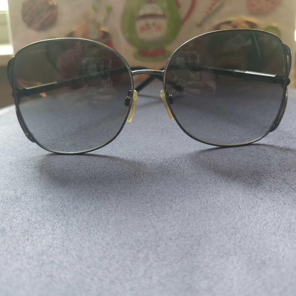 Burberry sunglasses
